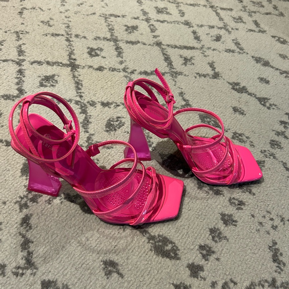 Call it Spring Laula Heel - Picture 6 of 7